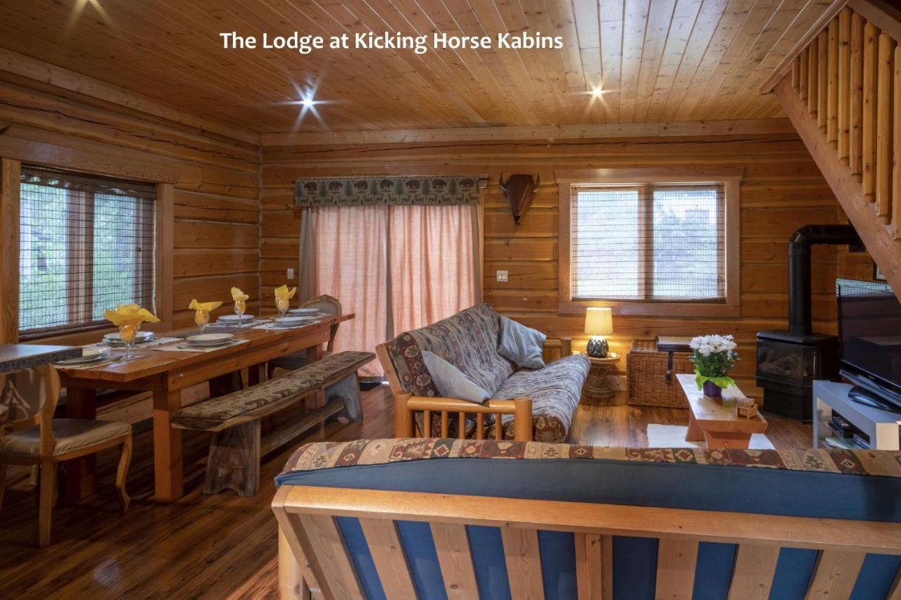 Kicking Horse Kabins Golden Εξωτερικό φωτογραφία